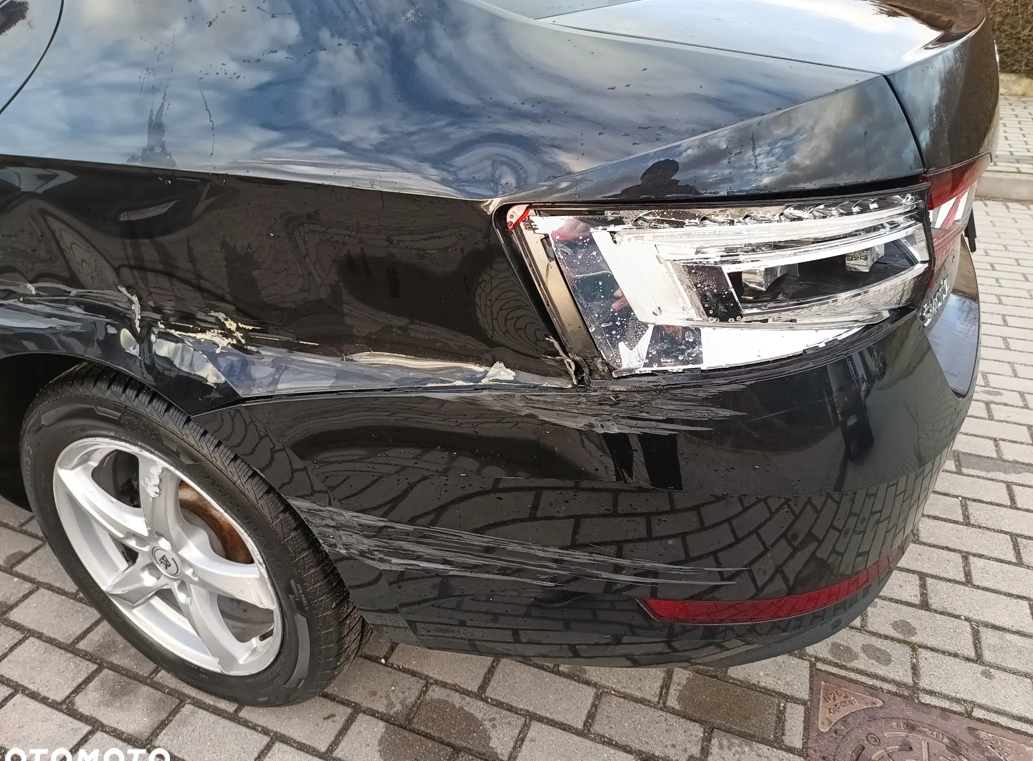 Skoda Superb cena 55900 przebieg: 136000, rok produkcji 2016 z Nysa małe 497